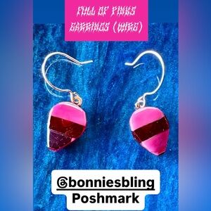 Bonnie’s Bling One of a Kind Fused Glass Jewelry and Accessories to Wear.